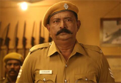 விக்ரம் பிரபு என்னை பார்த்து பயந்தார் : லால்