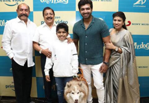 படிப்பு வராத சூர்யா, நடிப்பில் சாதனை படைக்கிறார்: சிவகுமார் நெகிழ்ச்சி