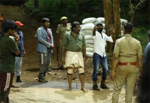 விடுதலை படத்திற்காக அமைக்கப்பட்ட ஒரு பெரிய கிராமப்புற செட்!