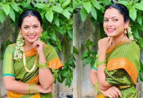 மடிசாரு மாமியாக மாறிய மதுமிதா!