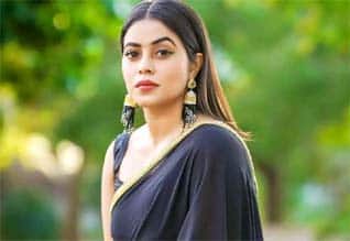 நானி படத்தில் வில்லியாக நடிக்கும் பூர்ணா