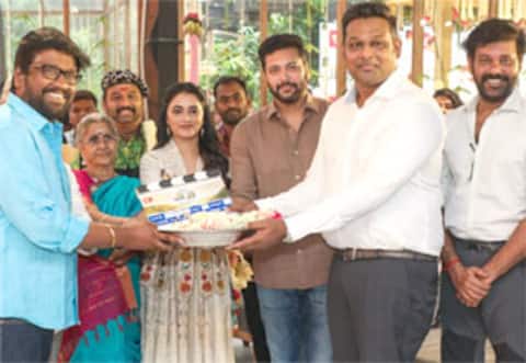 ஜெயம் ரவியின் 30வது படம் ஆரம்பம் : பிரியங்கா மோகன் நாயகியானார்