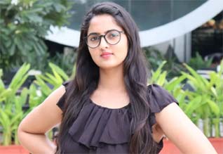 சீரியலில் ரீ-என்ட்ரி கொடுக்கும் ராதிகா ப்ரீத்தி! மகிழ்ச்சியில் ரசிகர்கள்