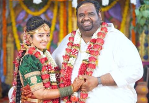 மகாலட்சுமியே வாழ்க்கை துணையாக கிடைச்சா.... டிவி நடிகையை மணந்த மகிழ்ச்சியில் ரவீந்தர் சந்திரசேகரன்