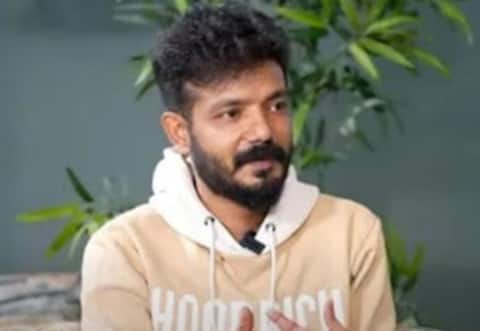 தொகுப்பாளினி மீது வார்த்தை தாக்குதல் நடத்திய நடிகர் கைது