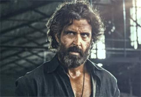 விக்ரம் வேதா -  பழைய டுவீட் டெலிட் செய்து புதிய டுவீட் போட்ட ஹிருத்திக் ரோஷன்
