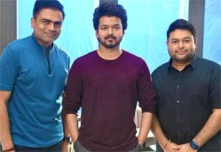 துபாயில் வாரிசு படத்தின் இசை வெளியீட்டு விழா?
