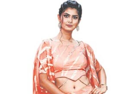 பியூட்டி போலீஸ் உபாசனா