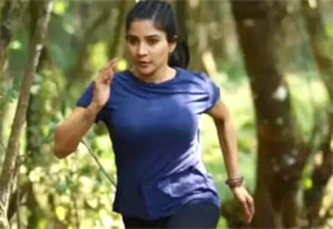 ரிஸ்க்கான சண்டைகாட்சியில் டூப் இல்லாமல் நடித்த சாக்ஷி