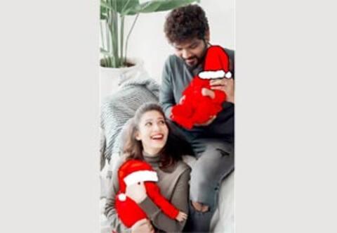 இரட்டை குழந்தைகளுடன் கிறிஸ்துமஸ் கொண்டாடிய நயன்தாரா - விக்னேஷ் சிவன்