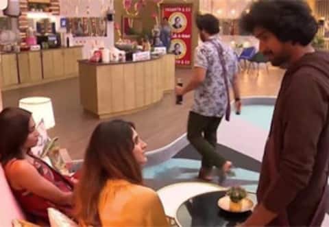 பிக்பாஸிலிருந்து வெளியேறிய கதிர்; சோகத்தில் ஷிவின்!