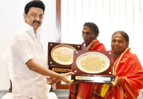 முதல்வர் மு.க.ஸ்டாலினை சந்தித்த பொம்மன், பெல்லி