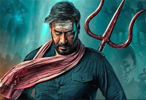 கைதி வரவேற்பு : ஹிந்தி ரீமேக்கான போலாவுக்குக் கிடைக்குமா?