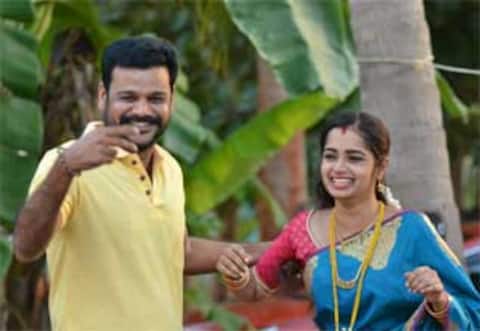 நடிகராக அறிமுகமான பாடலாசிரியர்
