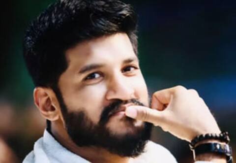 பொன்னியின் செல்வனில் நடித்தும் திரையில் தெரியவில்லை : விஜய் யேசுதாஸ் வருத்தம்
