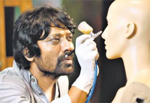நான் பொம்மை தயாரிப்பாளர்...: எஸ்.ஜே.சூர்யா பளிச்