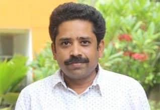 சாதி பெயர் கொண்ட படம், பாடல்களுக்கு தடை விதிக்க வேண்டும் - இயக்குனர் சீனு ராமசாமி