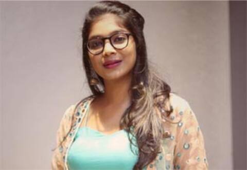 நான் எப்படா என்னைய மியா கலிபான்னு சொன்னேன்! நெட்டிசன்களுக்கு வீஜே பார்வதி பதிலடி