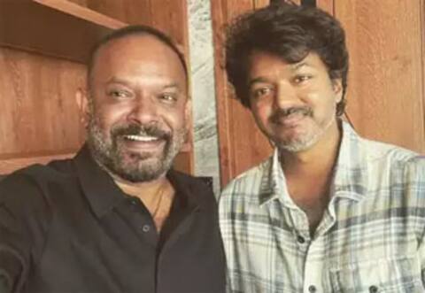 சும்மா தெறிக்கும், காத்திருங்க - வெங்கட் பிரபு அப்டேட்