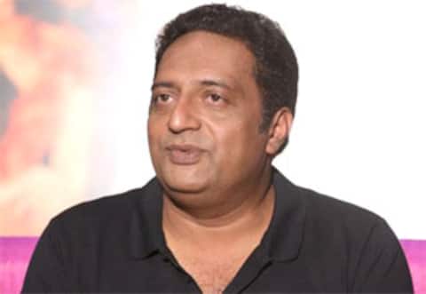 கடும் எதிர்ப்பால் அந்தர் பல்டி அடித்த பிரகாஷ் ராஜ்