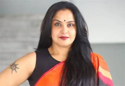 47 வயதில் இரண்டாவது திருமணமா?  - நடிகை பிரகதி கோபம்