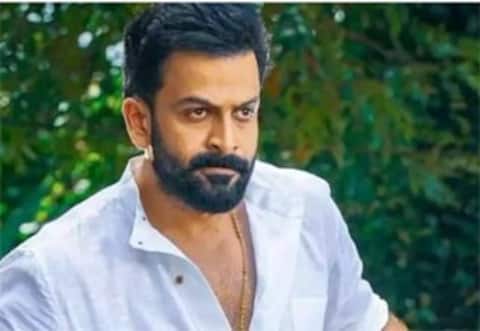 பிரித்விராஜ் படத்திற்காக குருவாயூர் கோவில் செட் அமைப்பதை தடுத்த நகராட்சி அதிகாரிகள்