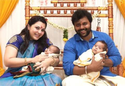 டபுள் தமாகா தீபாவளி கொண்டாடிய ஸ்வேதா பண்டேகர்