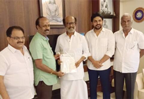 கருணாநிதி நூற்றாண்டு விழா : ரஜினி, கமலுக்கு நேரில் அழைப்பு