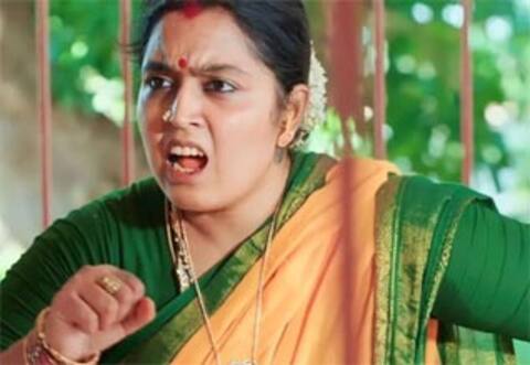 ஆறுதல் தேடாதீங்க! மீடூ விவகாரம் குறித்து எதிர்நீச்சல் காயத்ரி பளீச் பேட்டி