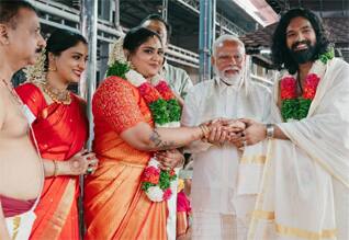 பிரதமர் மோடி தலைமையில் நடந்த நடிகர் சுரேஷ் கோபியின் மகள் திருமணம்