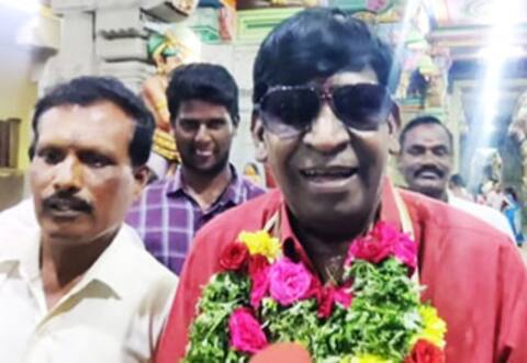 ராமேஸ்வரத்தில் வடிவேலு: தாய்க்கு மோட்ச தீபம் ஏற்றினார்