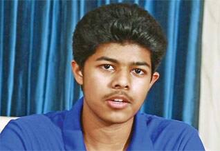 கிரிக்கெட் பின்னணி கதையில் விஜய் மகன்