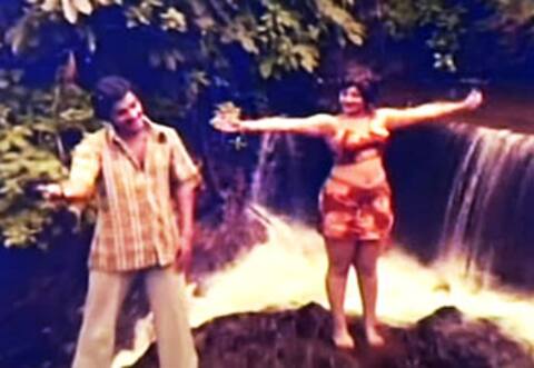 பிளாஷ்பேக் : பாடல்கள் மட்டும் வண்ணத்தில் தயாரான படம்