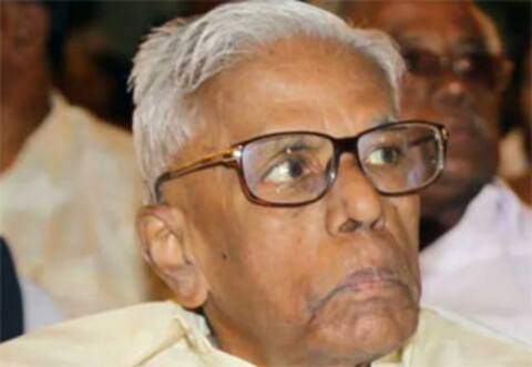 அரசு மரியாதையோடு ஆர்.எம்.வீரப்பன் உடல் தகனம்