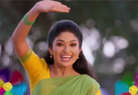 மல்லி தொடரில் கம்பேக் கொடுக்கும் நிகிதா!