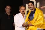 நலிந்த தயாரிப்பாளர்களின் படத்தில் சம்பளம் வாங்காமல் நடிக்கத் தயார்: ஆரி அறிவிப்பு