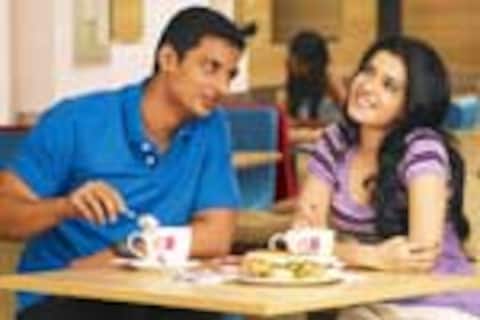 நீதானே என் பொன்வசந்தம்