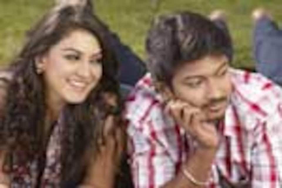 ஒரு கல் ஒரு கண்ணாடி