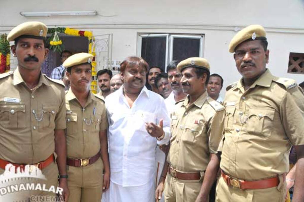 விஜயகாந்த் பிறந்த நாள் விழா