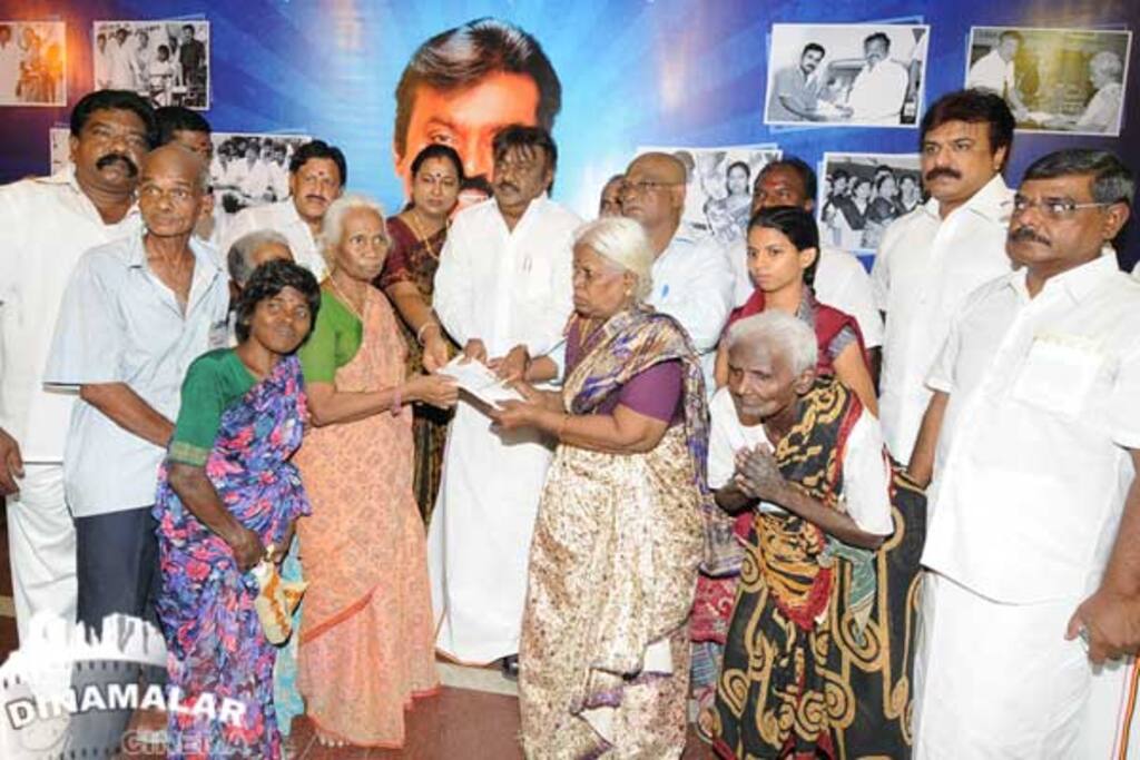 விஜயகாந்த் பிறந்த நாள் விழா