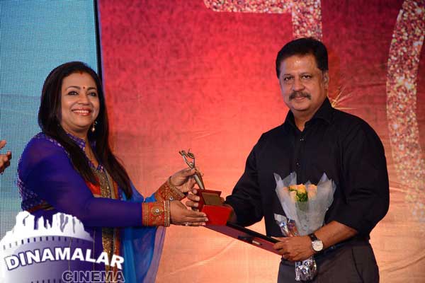 வி விருதுகள் 2014