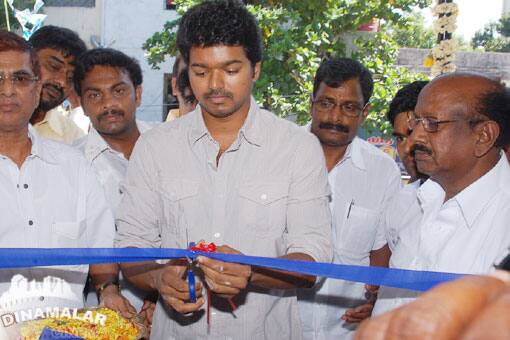 விஜய் பிறந்த நாள் கொண்டாட்டம்