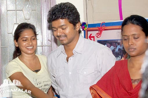 விஜய் பிறந்த நாள் கொண்டாட்டம்