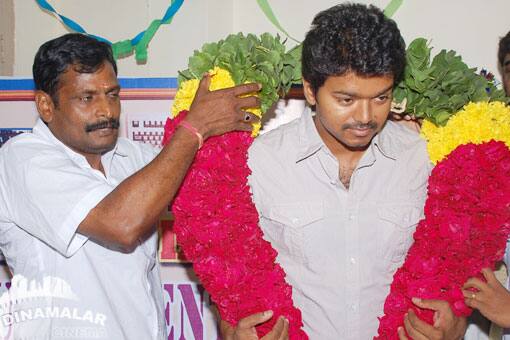 விஜய் பிறந்த நாள் கொண்டாட்டம்