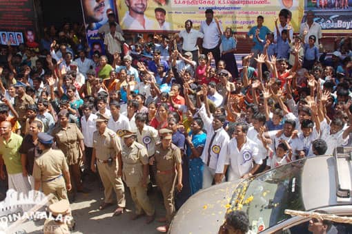 விஜய் பிறந்த நாள் கொண்டாட்டம்