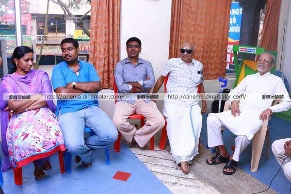 சாருஹாசன் எழுதிய புத்தகம் வெளியீடு