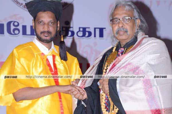 கவிஞர் நா.முத்துக்குமாருக்கு டாக்டர் பட்டம்