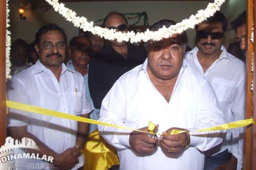எம்.ஜி.ஆர். ஸ்டூ‌டியோ திறப்பு விழா