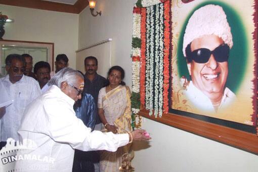எம்.ஜி.ஆர். ஸ்டூ‌டியோ திறப்பு விழா