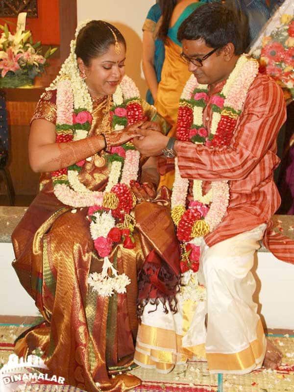 செல்வராகவன்-கீதாஞ்சலி நிச்சயதார்த்தம்